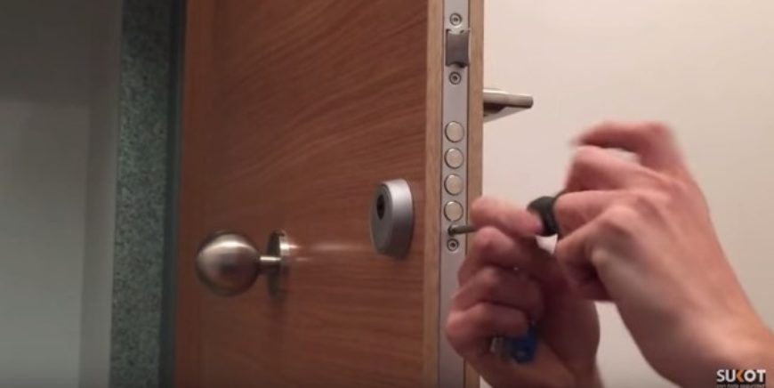 Apertura de puertas sin romper